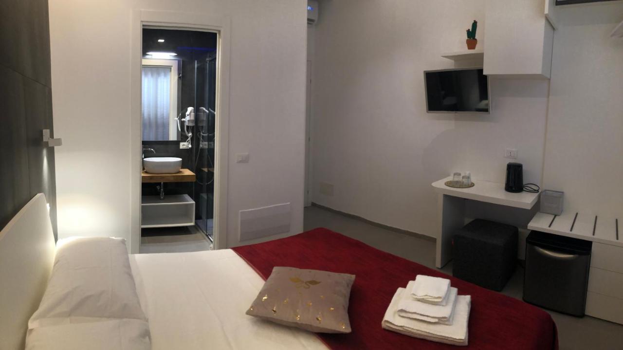 Porta Del Golfo Apartments & Suites Кастелламмаре-дель-Голфо Экстерьер фото